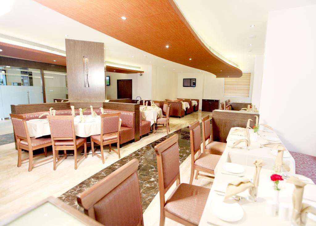 Vinstar Serviced Apartments ฮินเจวาดี ภายนอก รูปภาพ